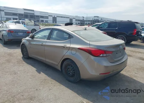 2016 Hyundai Elantra Se z USA, uszkodzony, nr VIN 5NPDH4AE8GH729937